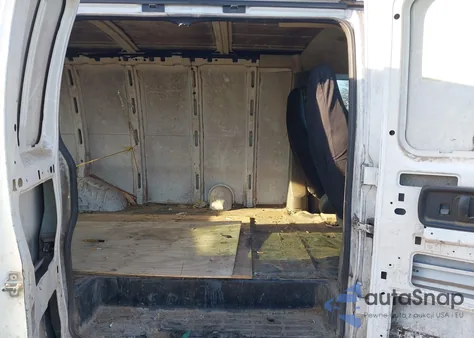 2006 Chevrolet Express Work Van из США, поврежденный, VIN 1GCFG15X161178326